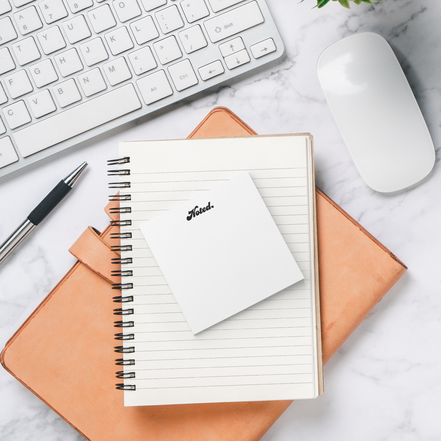 Noted_Post-It_Notes_Lifestyle_03_Mockup.png